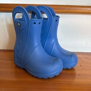 Toddler’s Crocs Boots